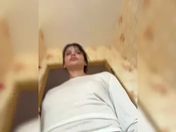 Bongacams Adult Video Chat of enchantressss