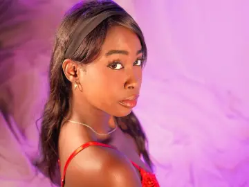 Imlive Sex Chat of SophieRainn