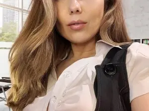 Cam porn with RusselTara from myfreecams on modelcamgirls.com