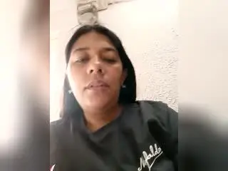 Xlovecam Free Live Porn of PauletteLoveX